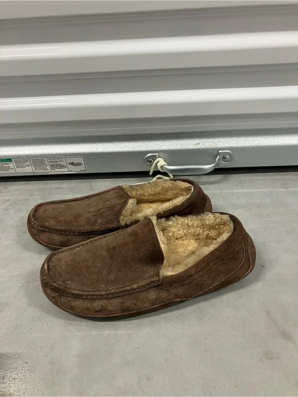 UGG Men’s Ascot Slippers